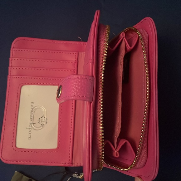 Nanette Lepore Pink wallet ๐ณ ๐ - Picture 6 of 8